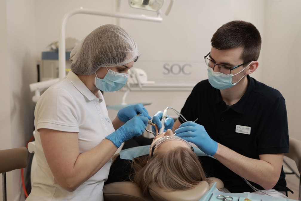 Видалення зуба мудрості в Дніпрі стоматологами клініки SOCclinic